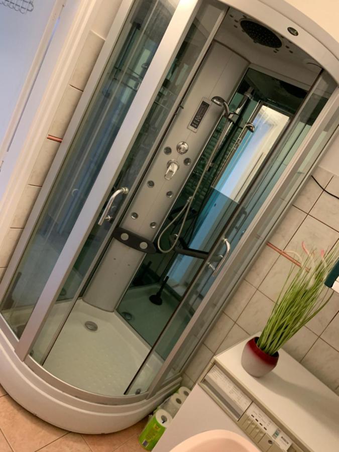 Eoetvoes Vendeghaz Villa Hajduszoboszlo Luaran gambar