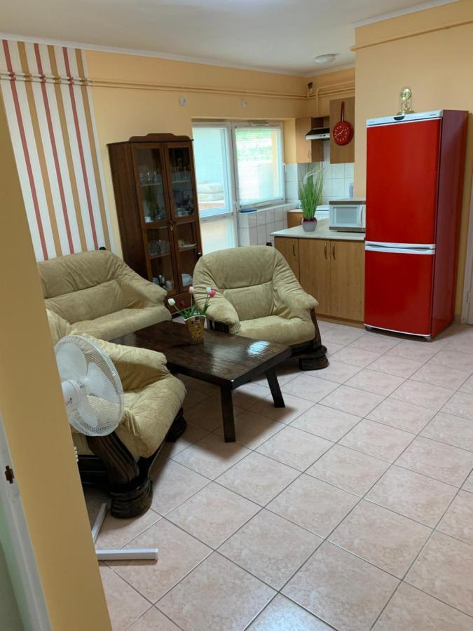 Eoetvoes Vendeghaz Villa Hajduszoboszlo Luaran gambar