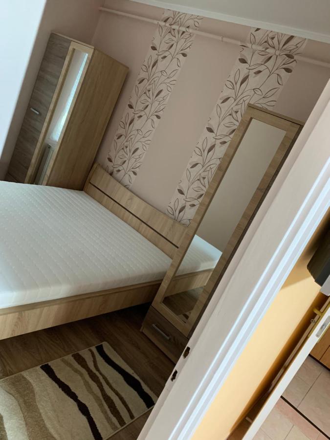 Eoetvoes Vendeghaz Villa Hajduszoboszlo Luaran gambar